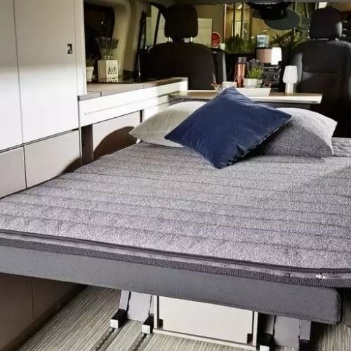 Couchage van aménagé
