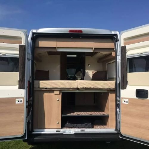 Rangement van aménagé